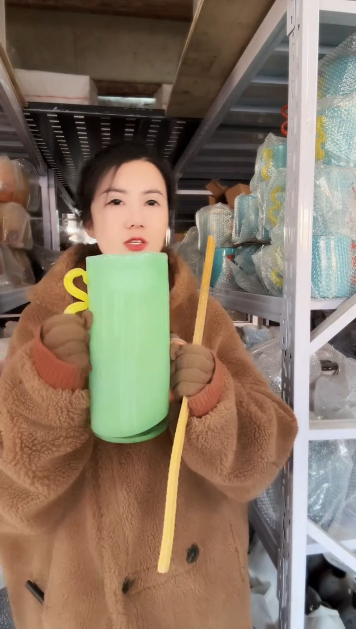 653直播玻璃花瓶