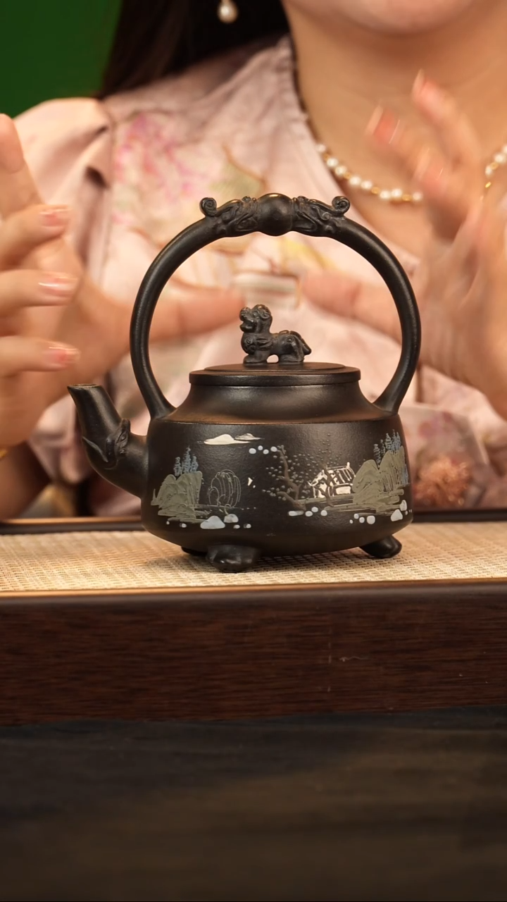 茶壶紫砂0520029092双龙戏珠提梁 石黄