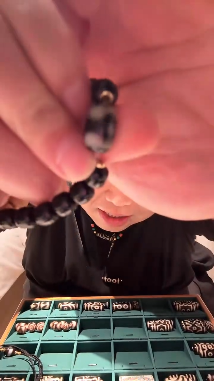 未镶嵌珠子玛瑙/玉髓极品黑曜石手串多样性发K002
