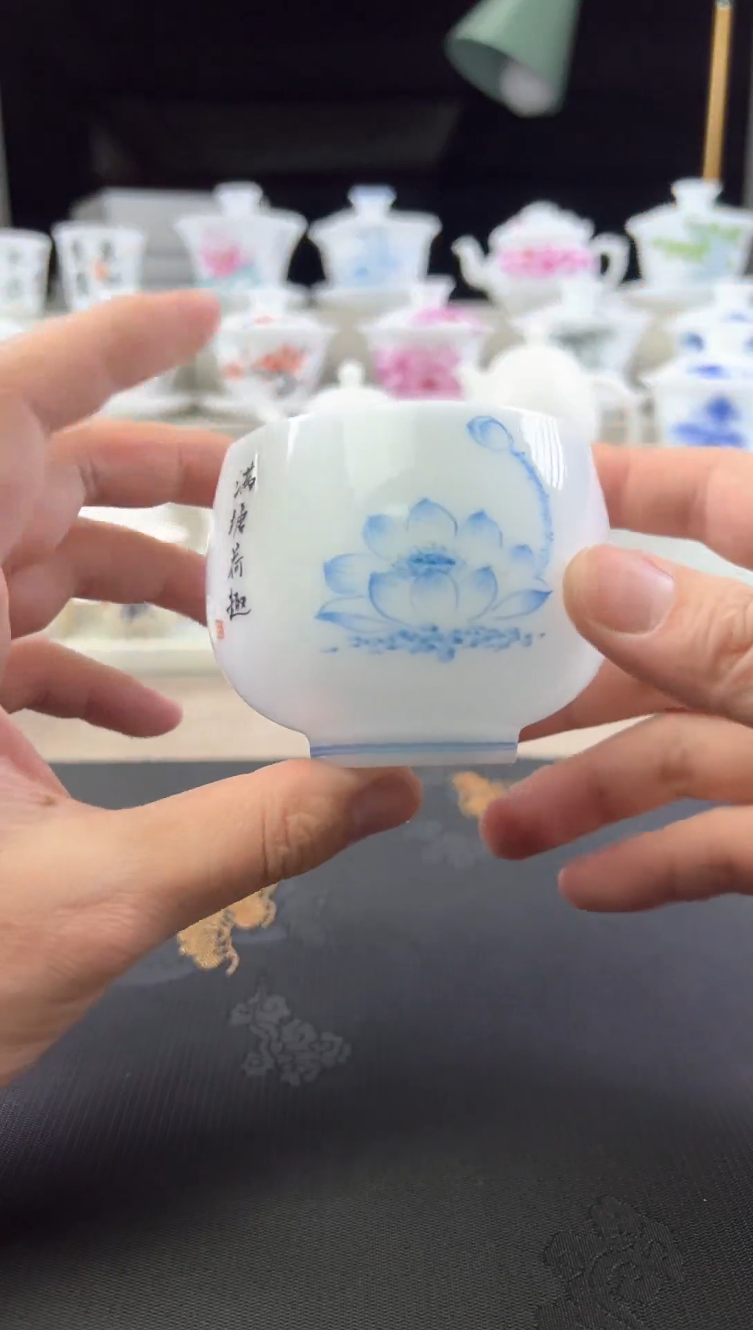 【闪购商品】冰种玉瓷手绘莲花主人杯