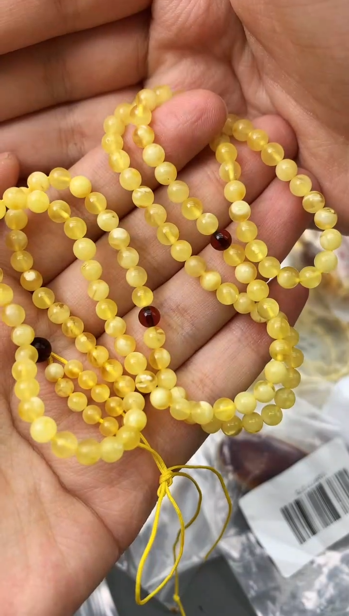 未镶嵌琥珀珠宝奇石10