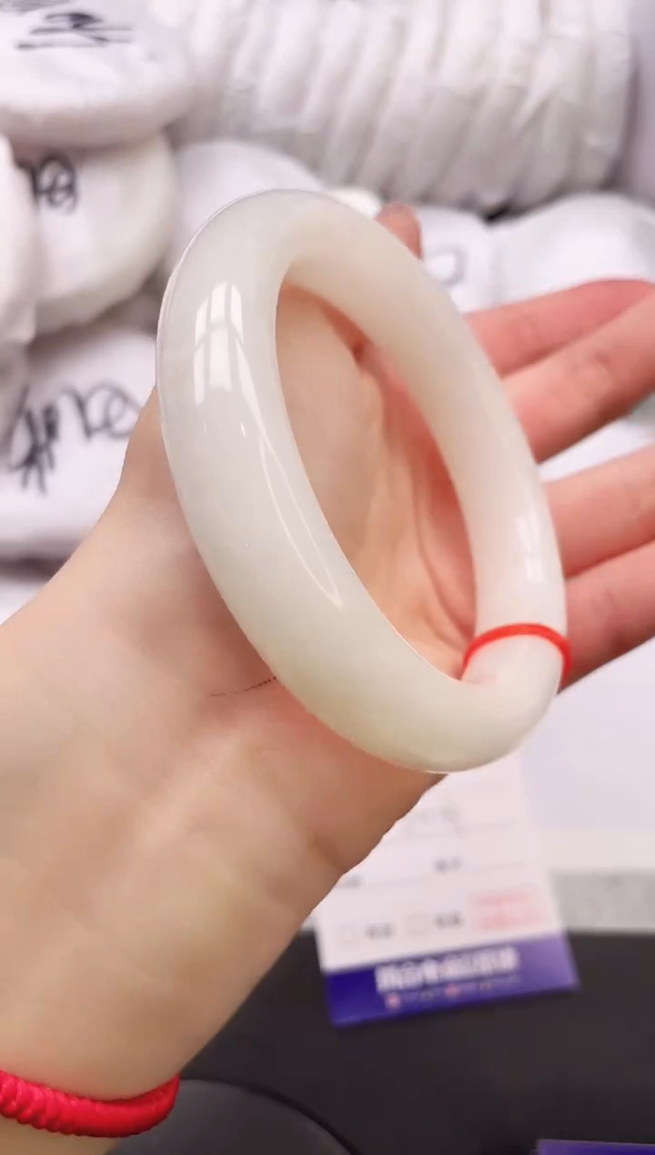 【闪购商品】和田玉手镯未镶嵌23K398-60