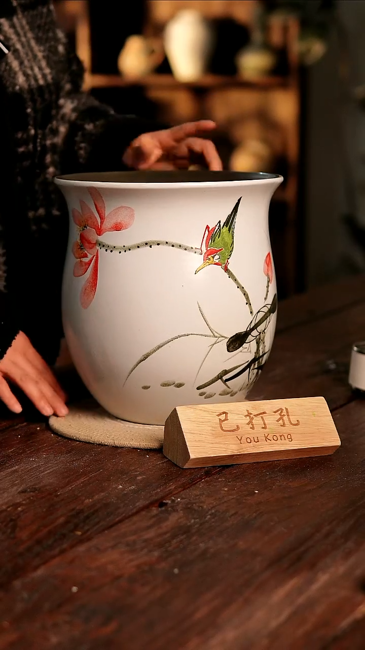 摆件19-59高27口24误差2已打孔