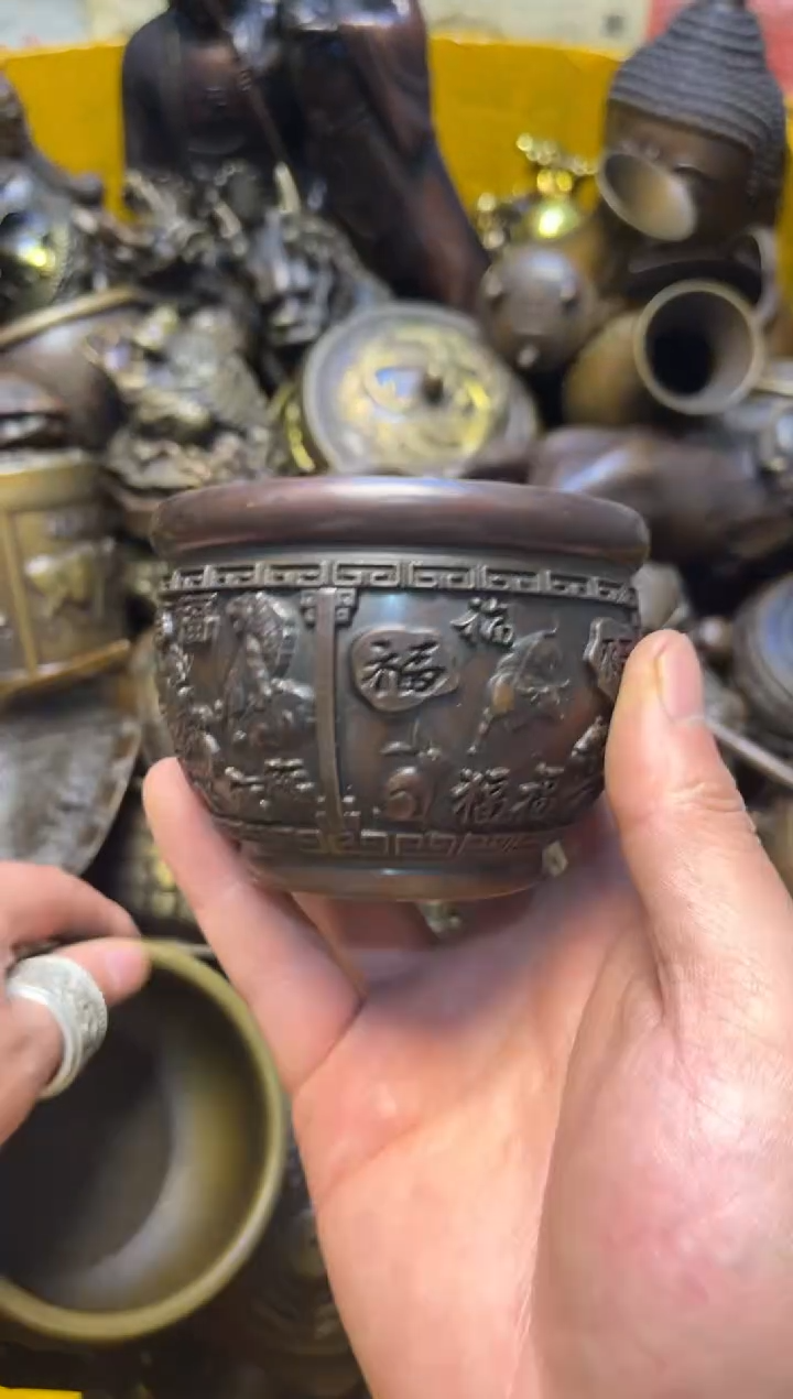 精美铜器，点击下单