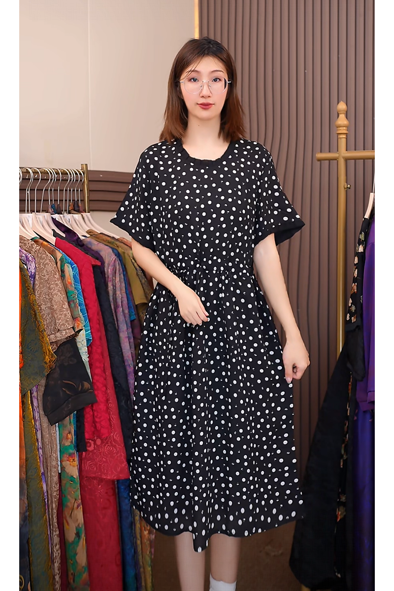 【花边领小波点】新款显白遮肉连衣裙L