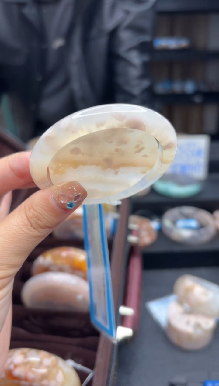 【闪购商品】石英质玉手镯未镶嵌664（53圈赠送镯心）