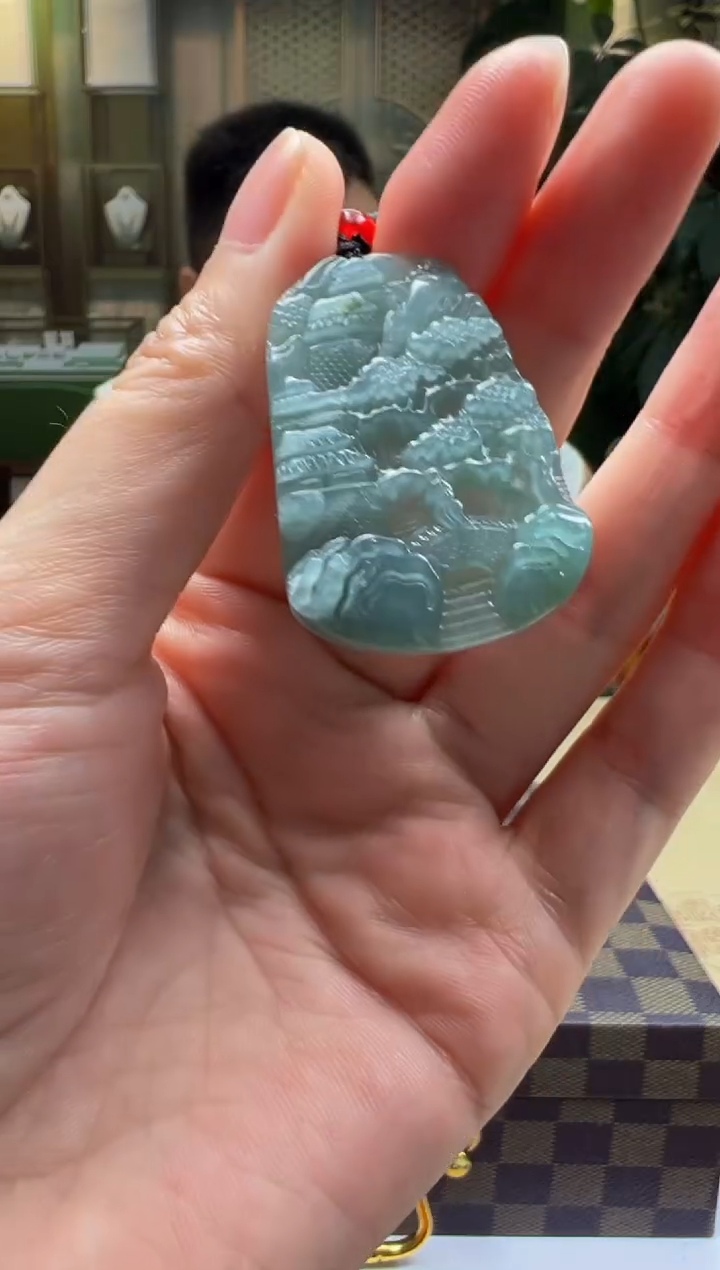 翡翠未镶嵌颈饰BQ2025-7-1-37