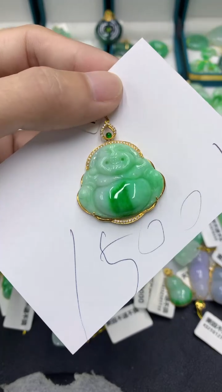 【闪购商品】翡翠颈饰18K金镶嵌翡翠