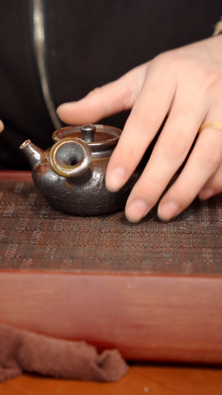 陶瓷奢瓷/瑞寅柴烧茶器（壶）160微瑕