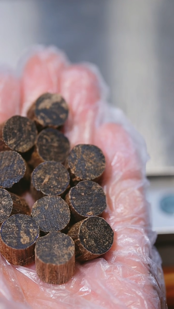 【闪购商品】沉香沉香碎屑棋楠级达拉干1.2单颗