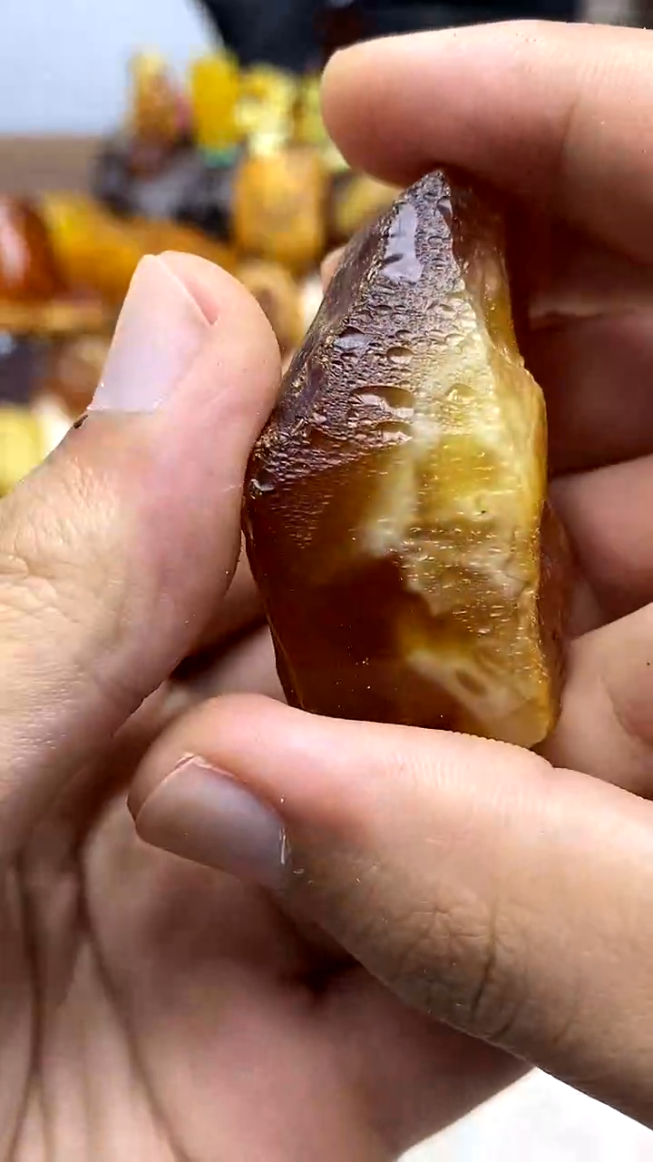 定制琥珀琥珀蜜蜡原石22.2g