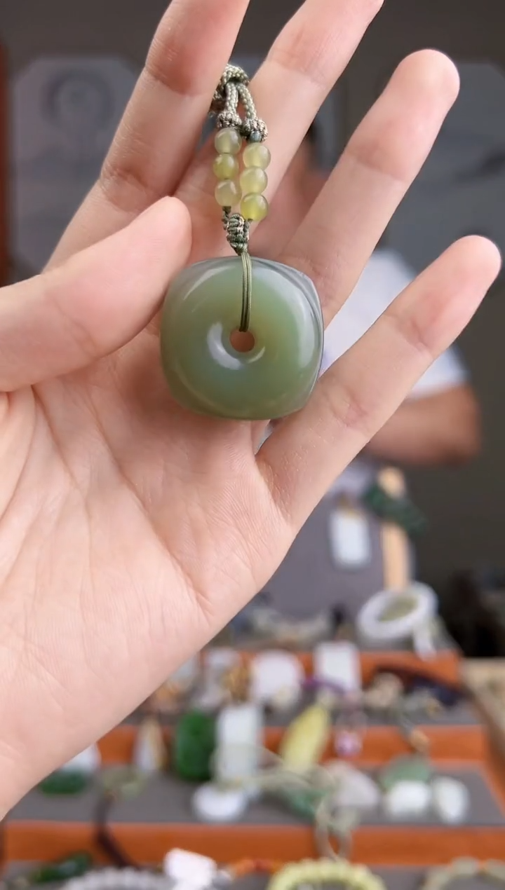 和田玉未镶嵌颈饰多样性发货 拍一单发一个