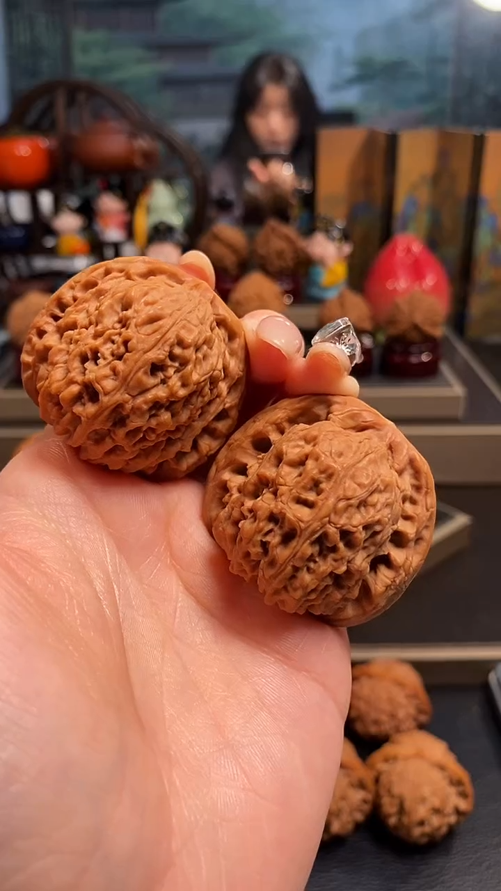 【闪购商品】文玩核桃把件A 348南疆石42尺