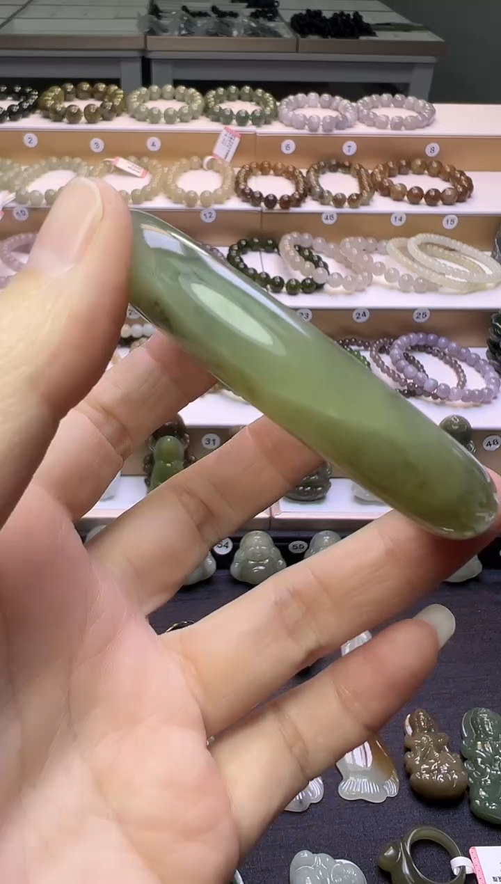 未镶嵌手镯和田玉272号链接56圈口有包容