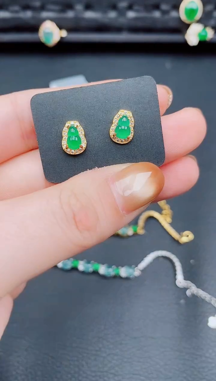 【闪购商品】翡翠耳饰银S925镶嵌天然a货翡翠433