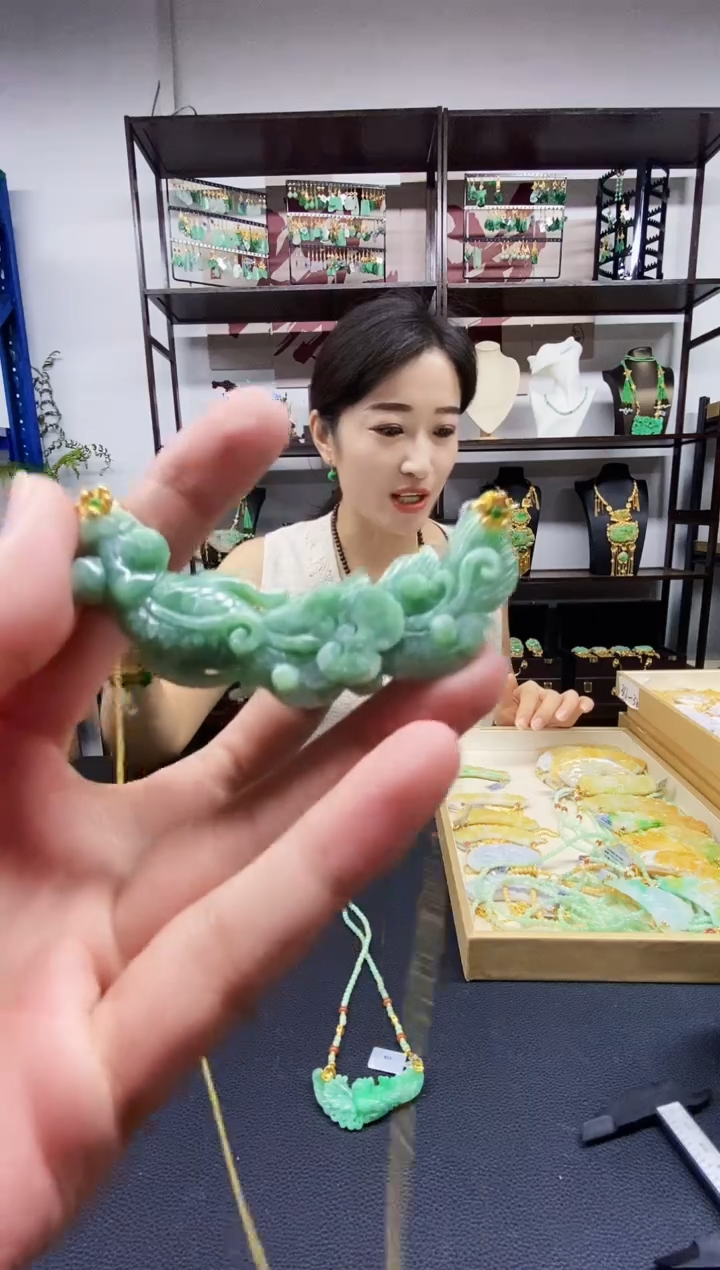 颈饰未镶嵌翡翠翡翠吊坠