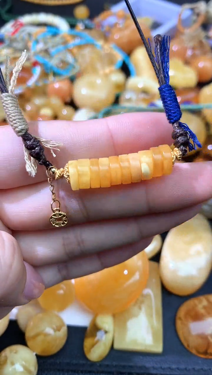 蜜蜡颈饰未镶嵌吊坠