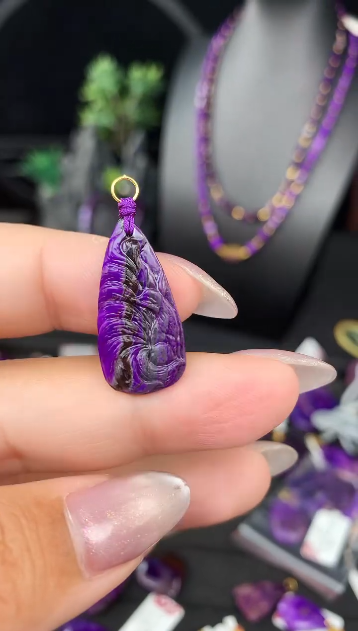 【闪购商品】苏纪石（舒俱来）吊坠18K金镶嵌.