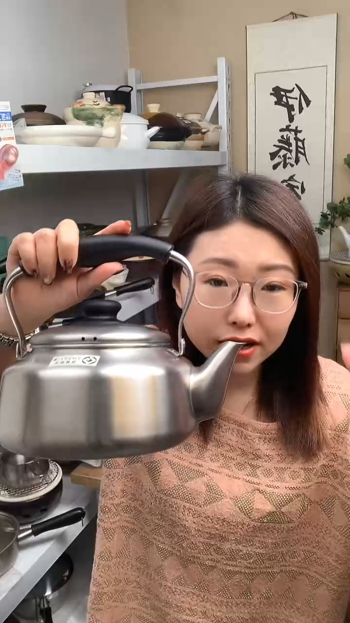 不锈钢柳宗理哑光不锈钢水壶2.5L
