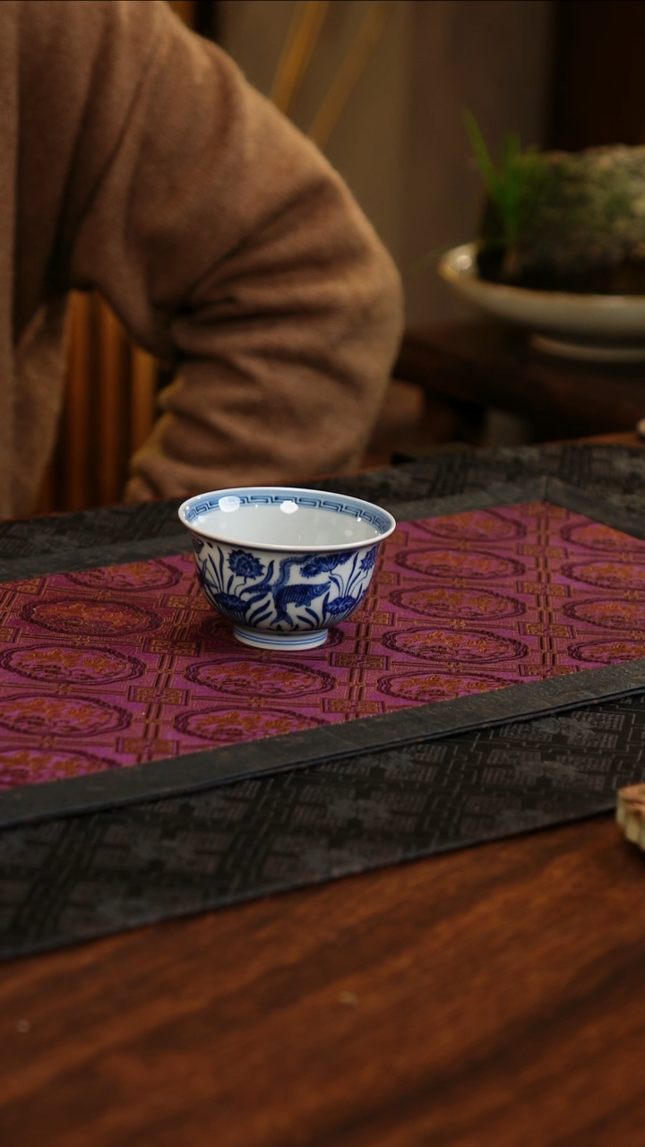 【闪购商品】杯子莹焰堂鱼藻纹撇口杯