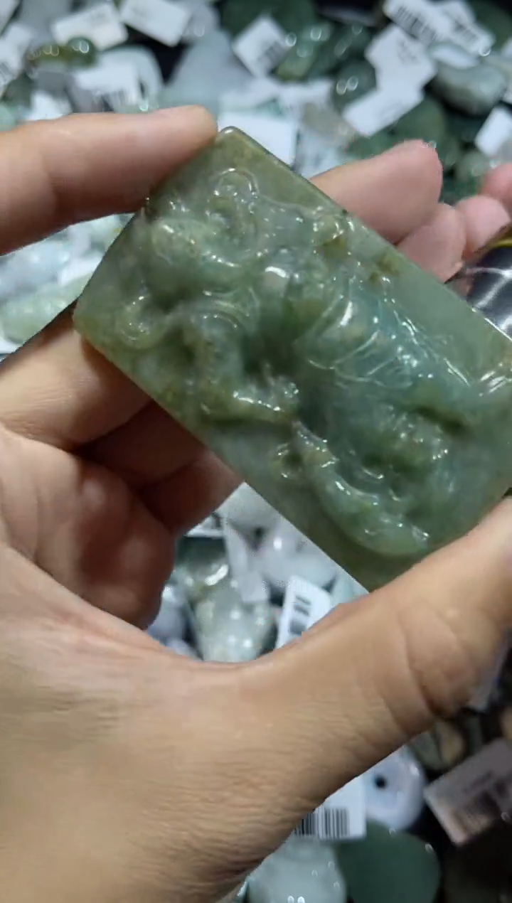 【闪购商品】翡翠颈饰未镶嵌00002874