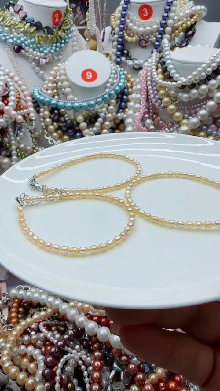 淡水珍珠未镶嵌颈饰1