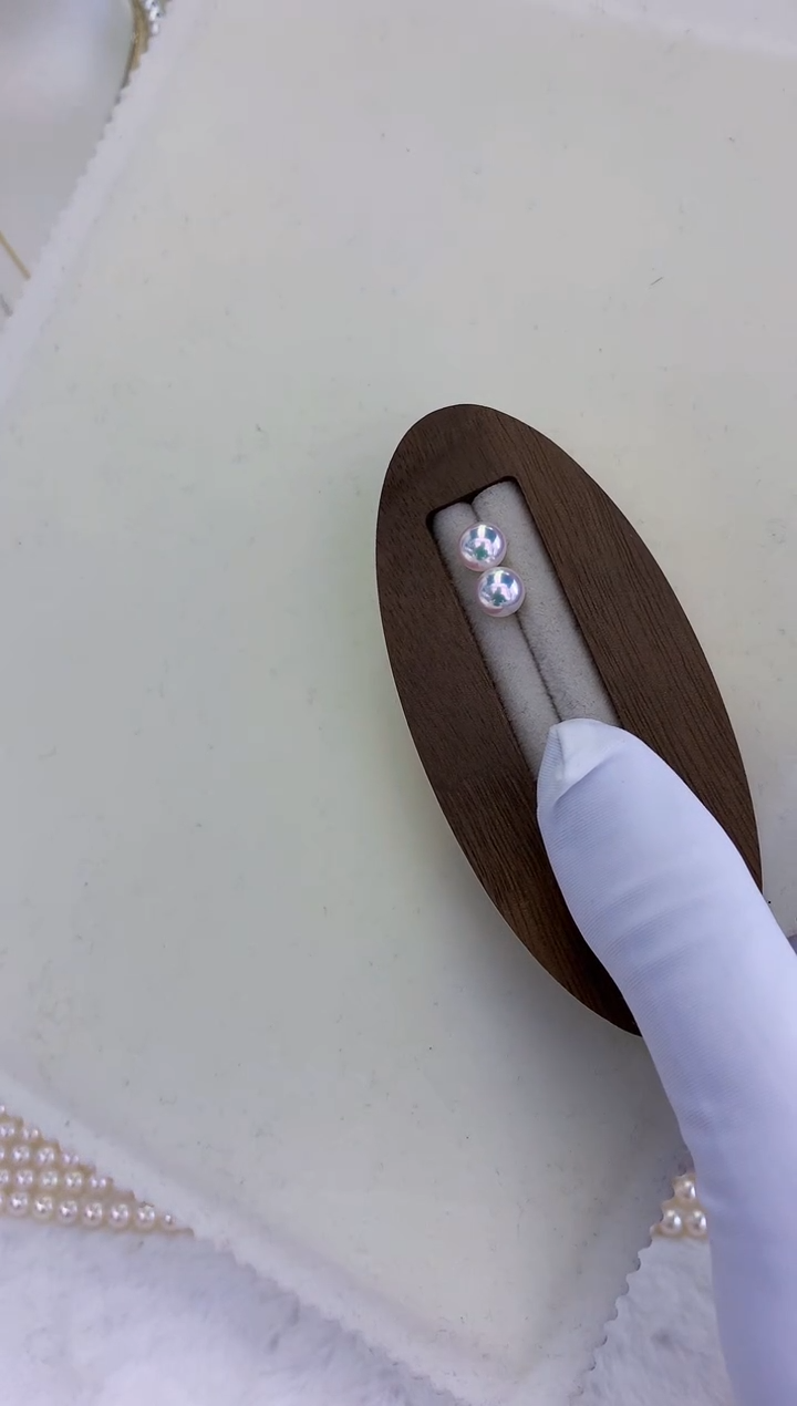 18K金镶嵌饰品海水珍珠7.5-8素钉定制