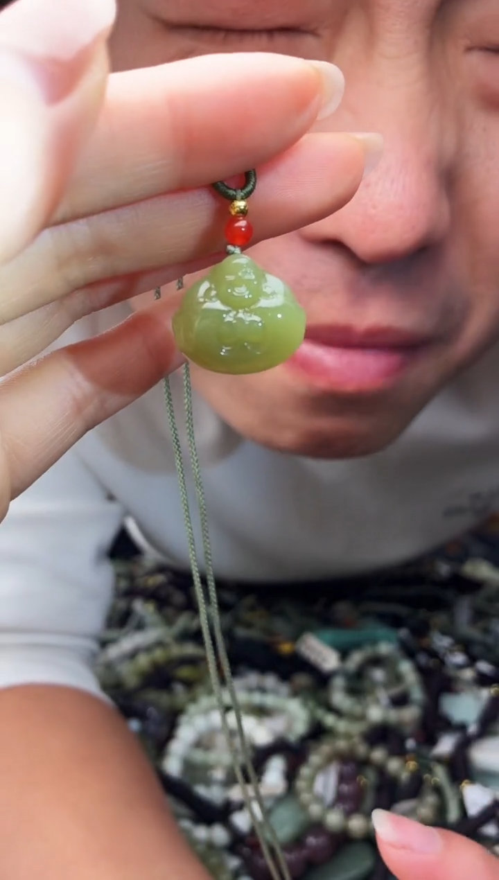 颈饰未镶嵌和田玉多样性发货，拍一发一