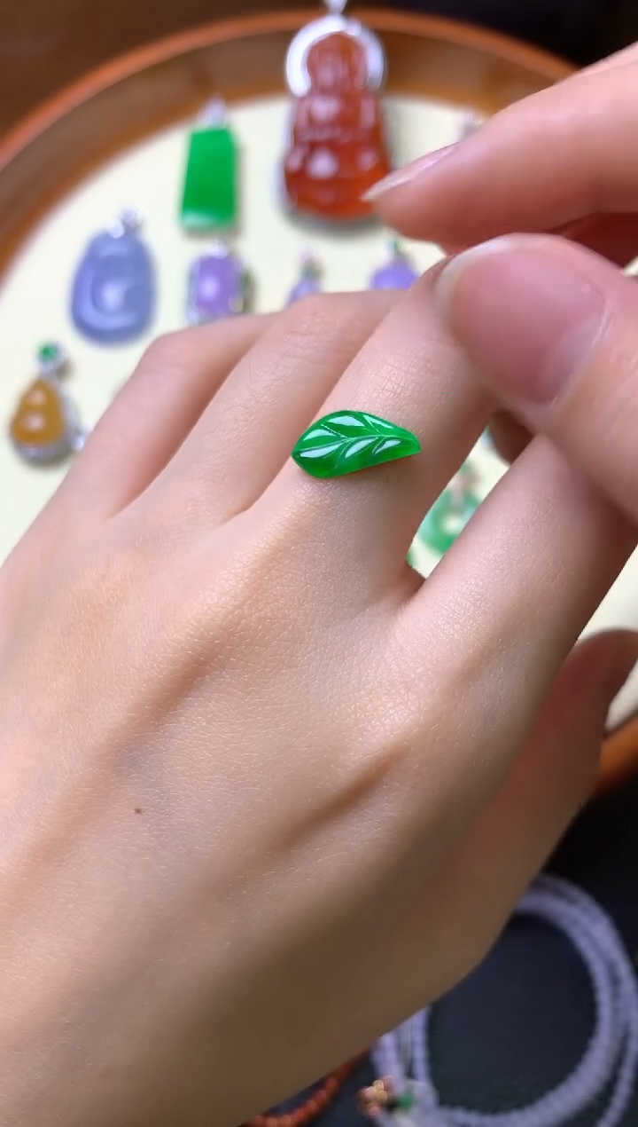 【闪购商品】定制翡翠未镶嵌裸石（镶嵌定制）