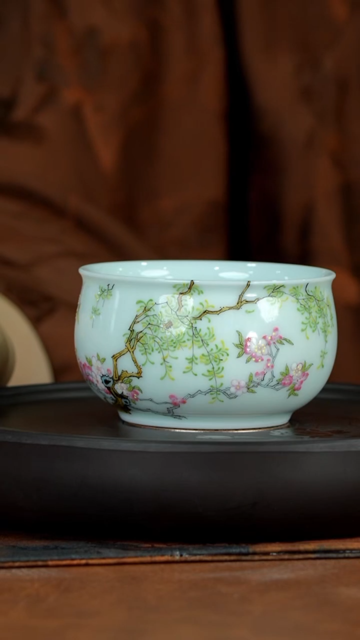月亮推荐成窑@@重工杏林春燕炉式杯