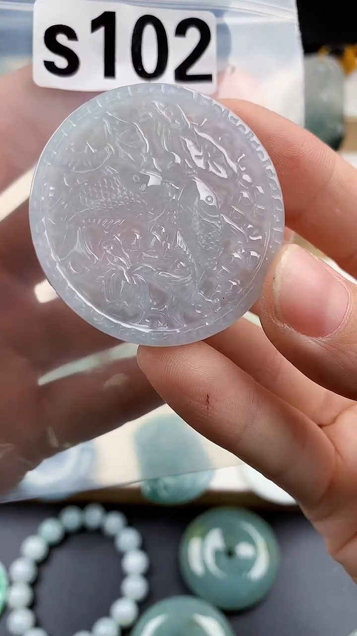 颈饰未镶嵌翡翠天然翡翠吊坠挂件