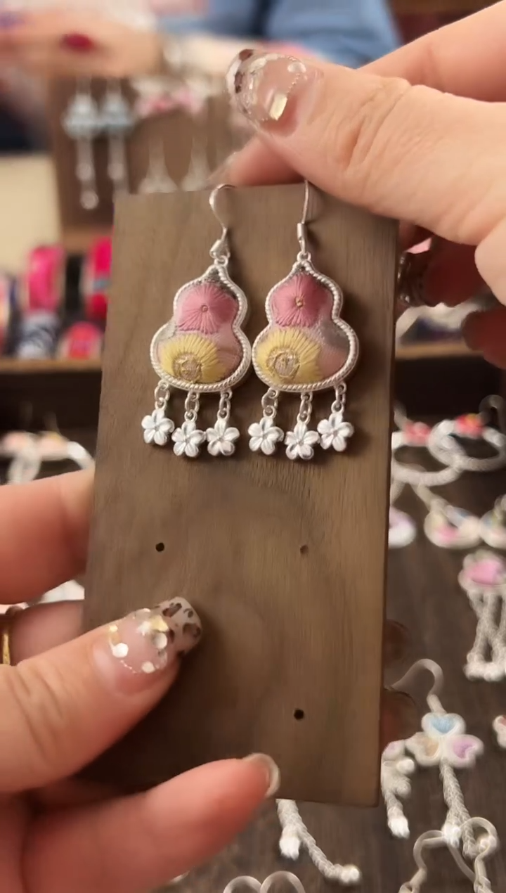 【闪购商品】织绣民族风老绣饰品504