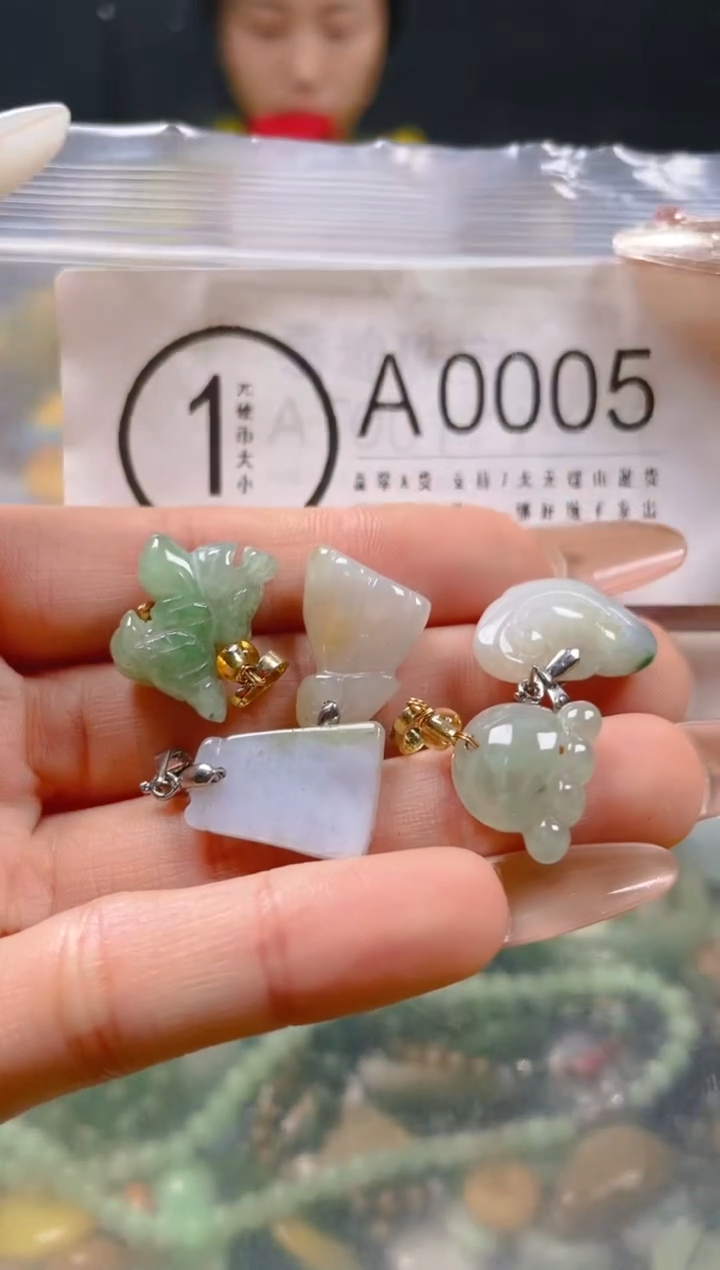 【闪购商品】翡翠颈饰未镶嵌/A/翡翠A货一图一物