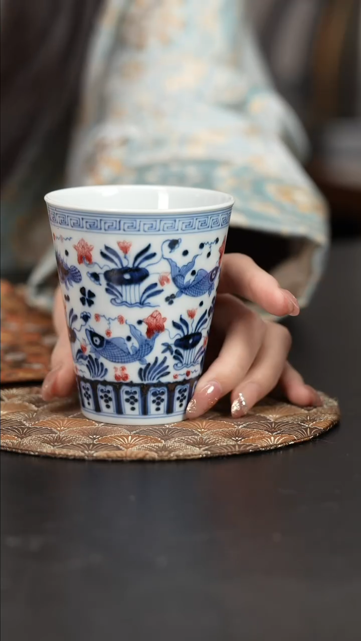 【闪购商品】杯屹朴堂釉里红鱼藻