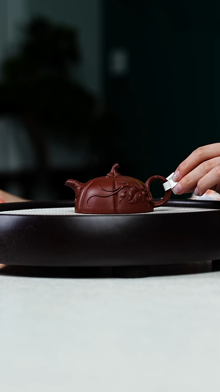 茶壶紫砂R****y0824早场直播ZH-0170如意金瓜-大红袍-110cc