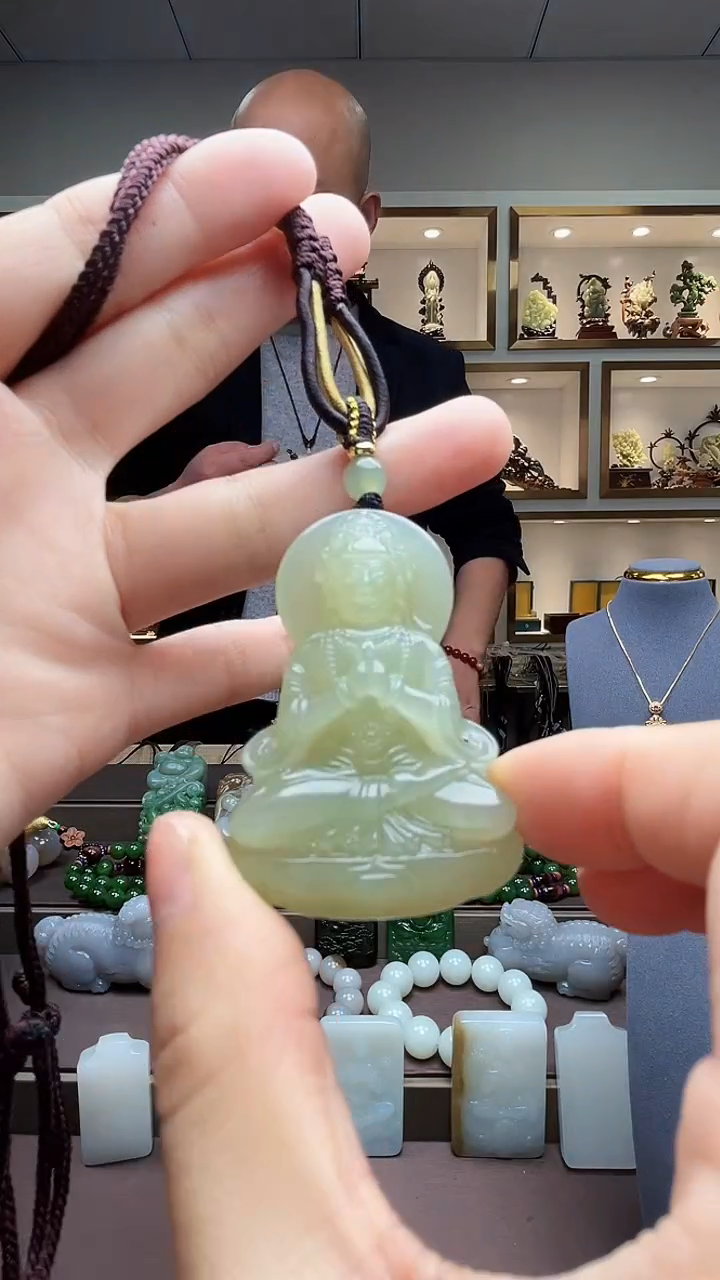 【闪购商品】和田玉颈饰未镶嵌苏