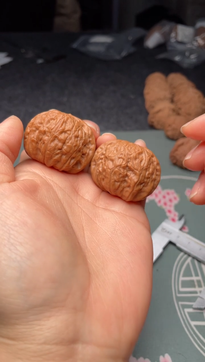 把件文玩核桃w208  乾隆磨38尺