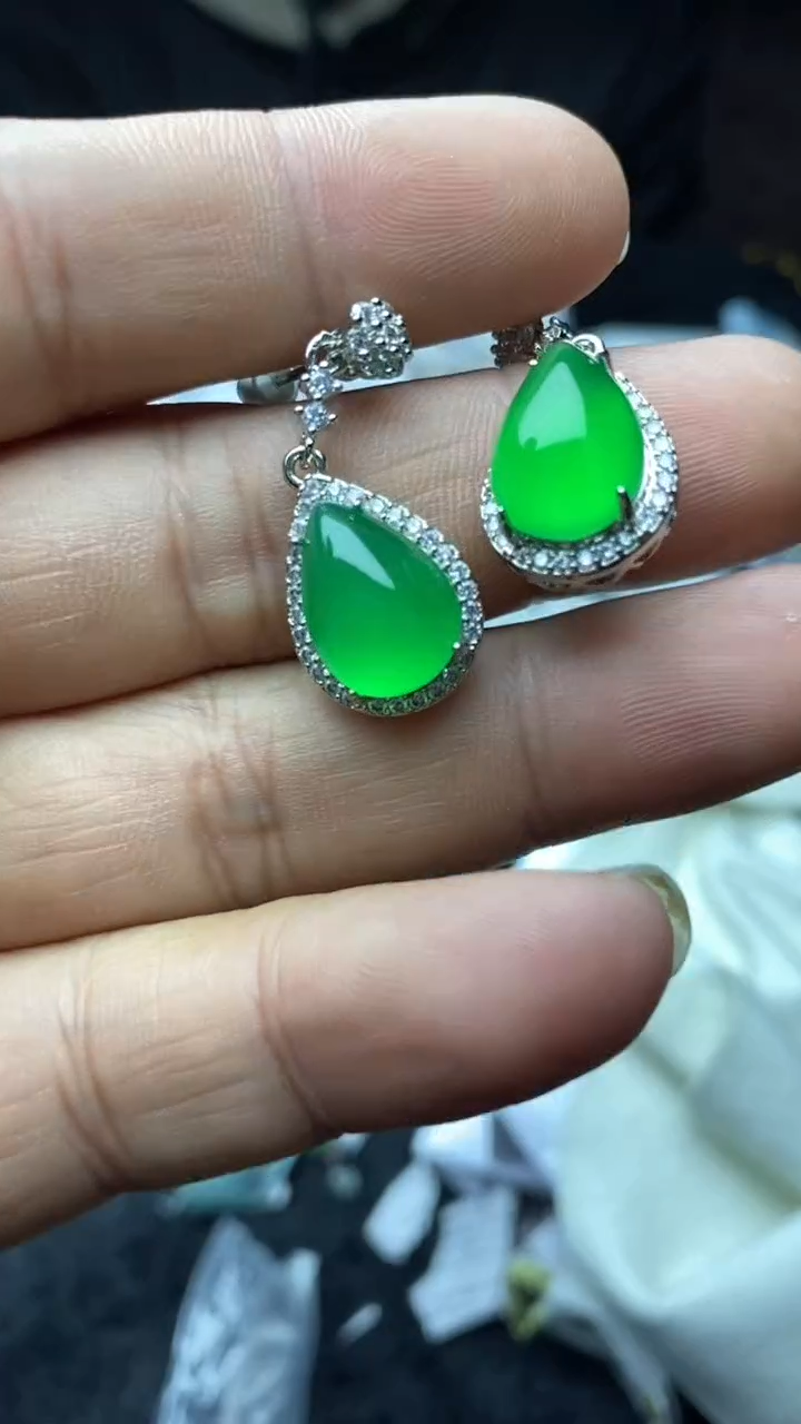 满色吊坠 所见即所得！！！