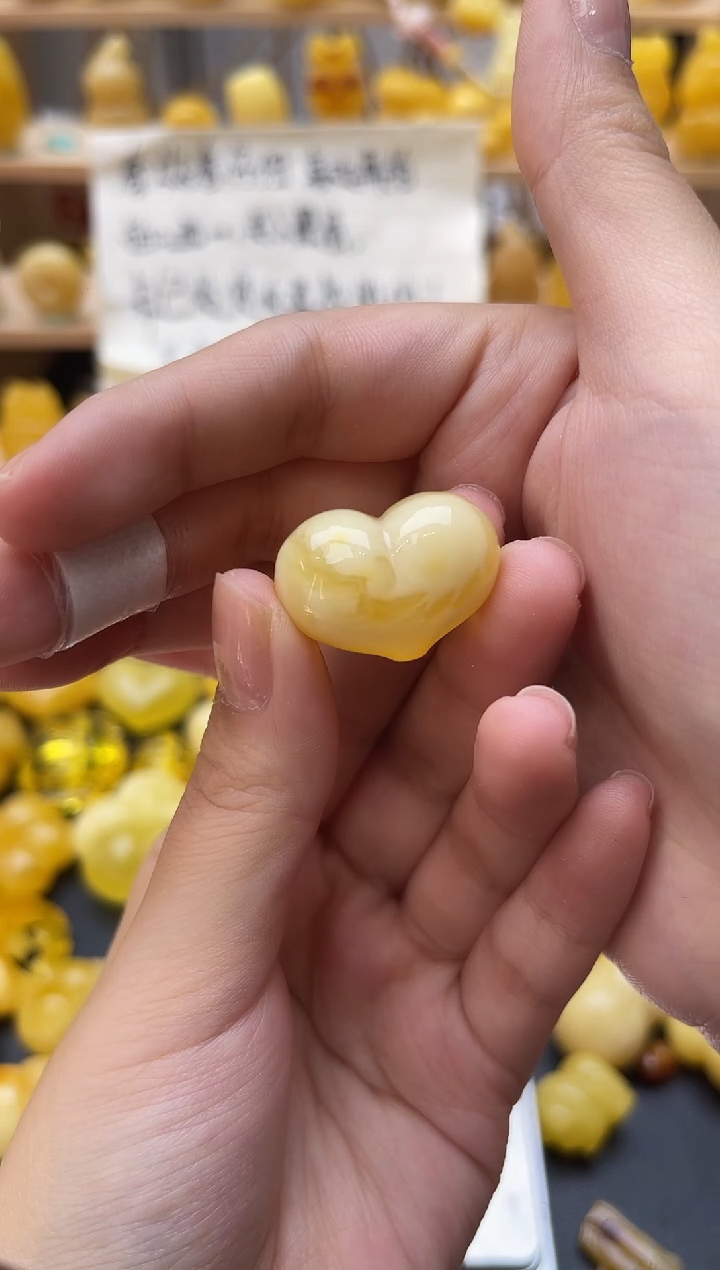 琥珀未镶嵌珠宝奇石013琥珀蜜蜡微瑕