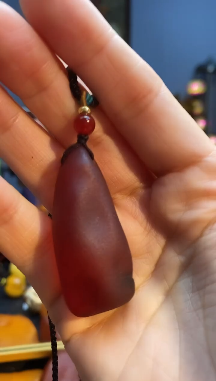琥珀颈饰未镶嵌挂件