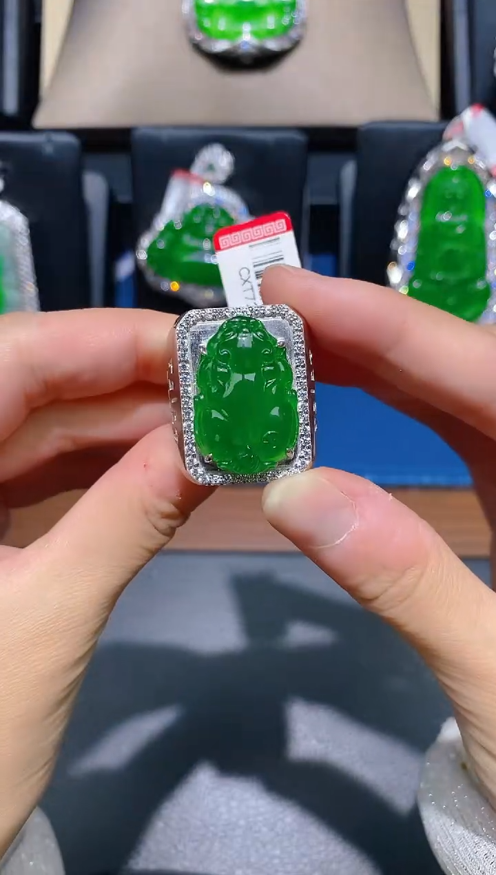 【闪购商品】翡翠戒指未镶嵌天然A货翡翠Q06