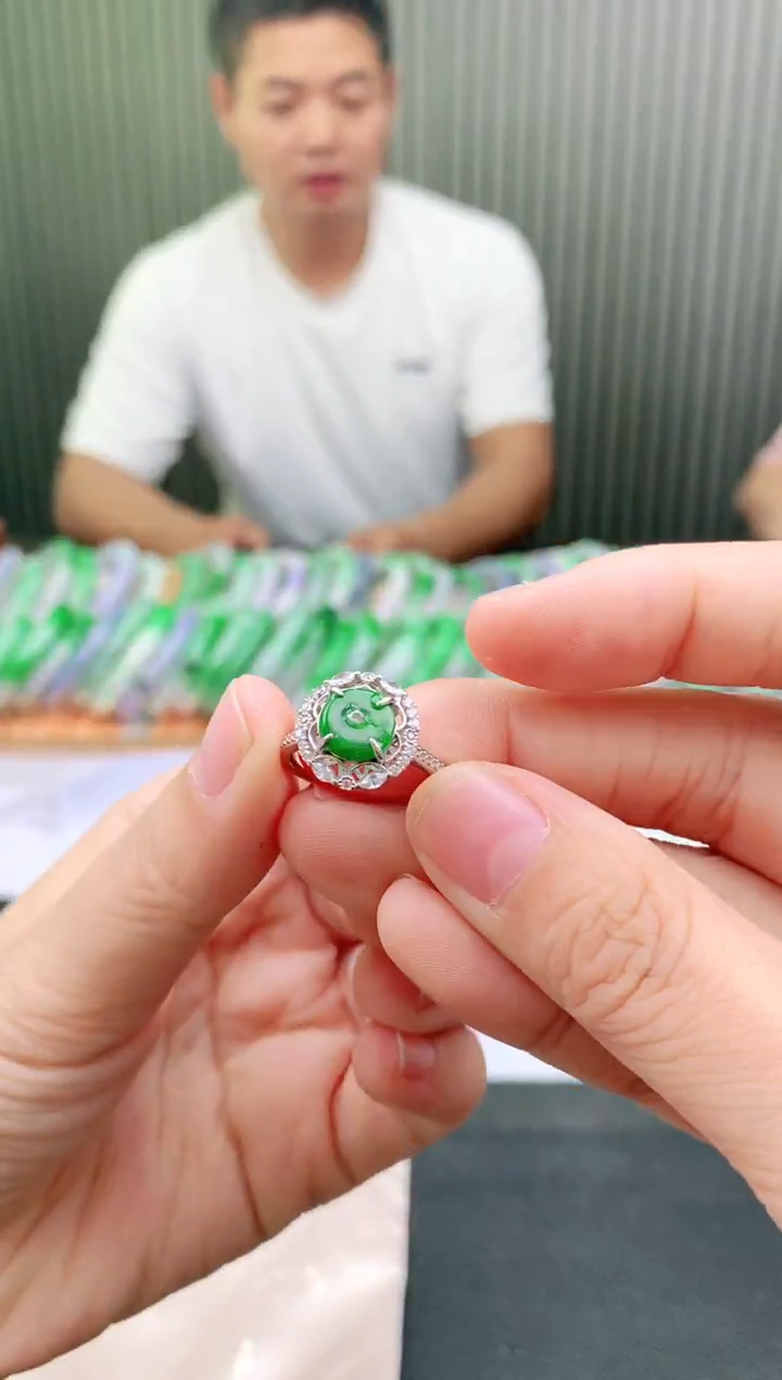 银S925镶嵌戒指翡翠111