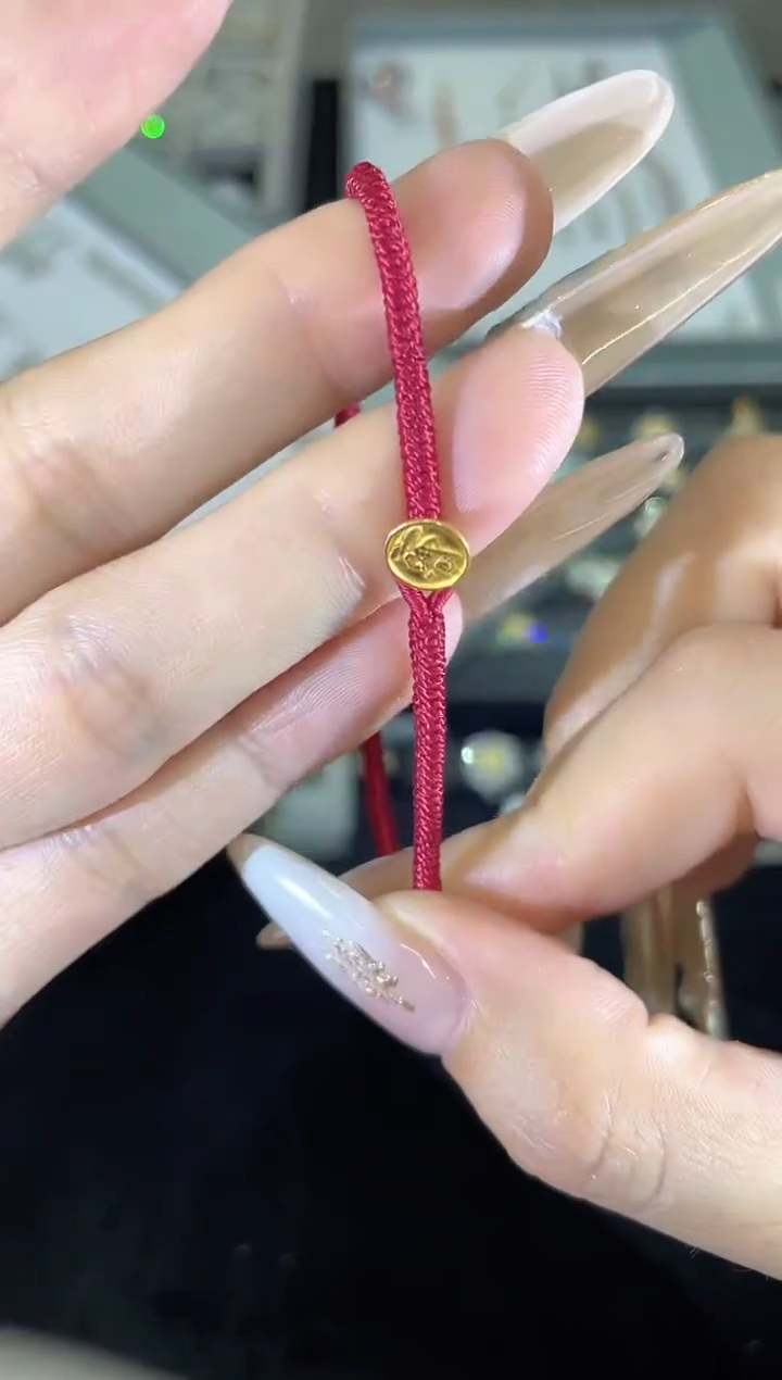 手饰18K金手绳                   