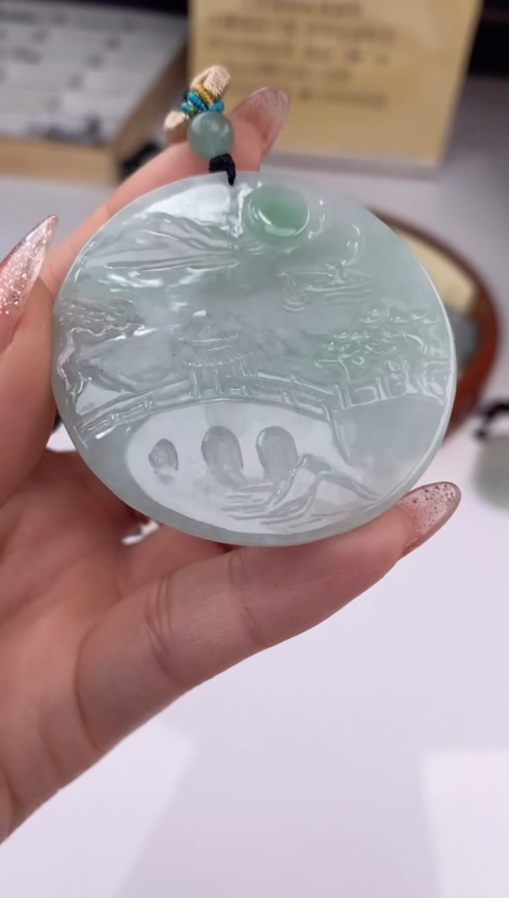 【闪购商品】翡翠吊坠(赠链)未镶嵌27920/静静聊翠