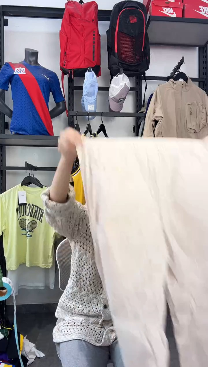 221编码 瑕疵款直播间过款为准 尺码