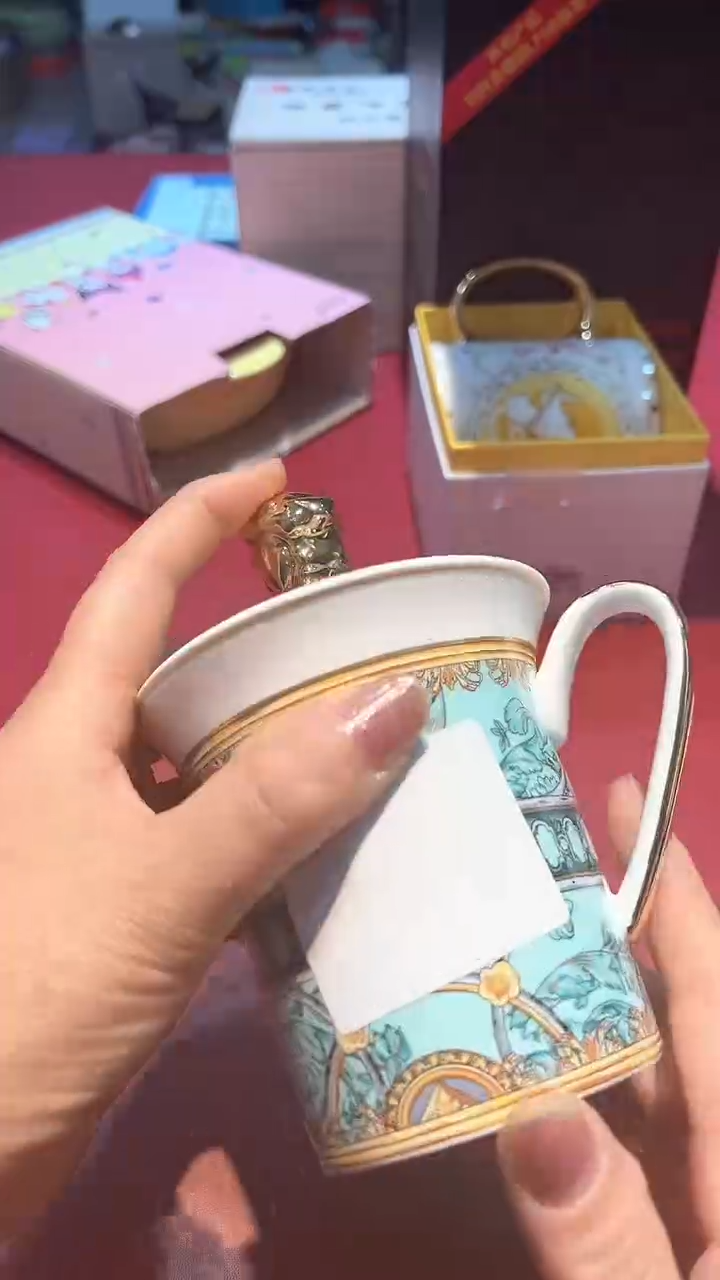 【闪购商品】瓷片锅碗瓢彭一件不剩