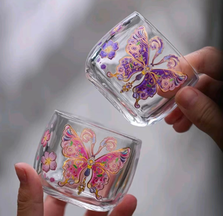 春意 玻璃-两个蝴蝶变色水晶主人杯-3118