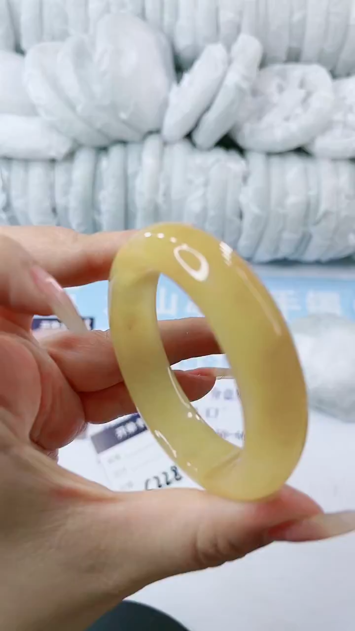 【闪购商品】石英质玉手镯未镶嵌多样性发货C228