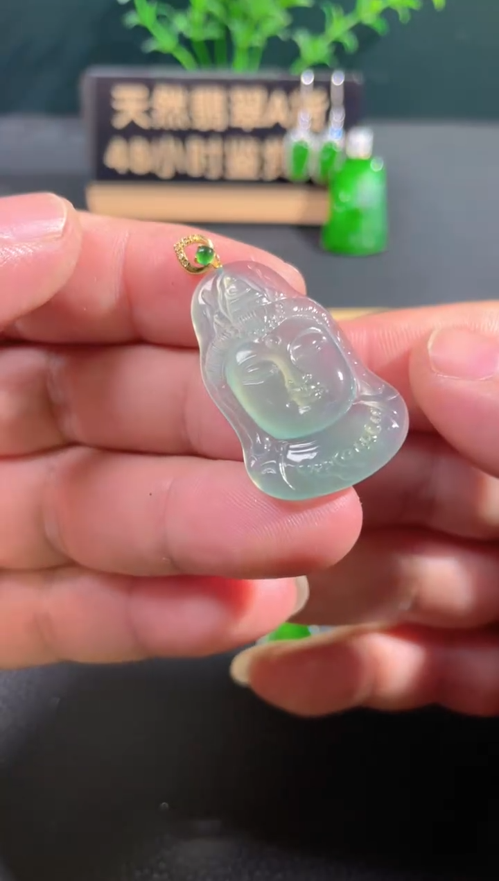 【闪购商品】翡翠颈饰18K金镶嵌翡翠