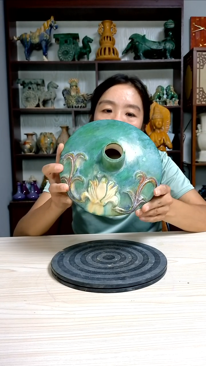经典精美复古风格瓷器